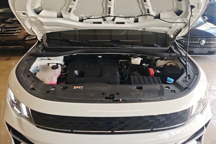 Used Radar King Kong 2025 EM-P Four-Wheel Drive Long-Box "Thousand-Mile Diamond" Engine Bay