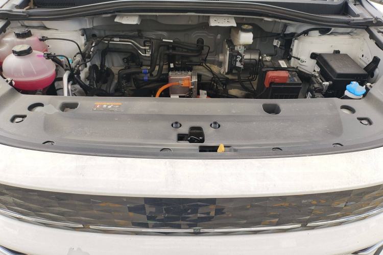 Used Radar King Kong 2025 430 km Two-Wheel Drive Standard Box – Lucky King Engine Bay