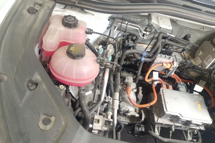 Used Radar King Kong 2025 430 km Two-Wheel Drive Standard Box – Lucky King Engine Bay Right