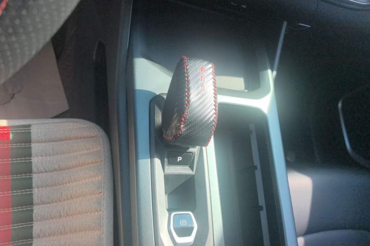 Used Radar King Kong 2025 460 km Four-Wheel Drive Standard Box – Da Li Jin Gang Gear Lever
