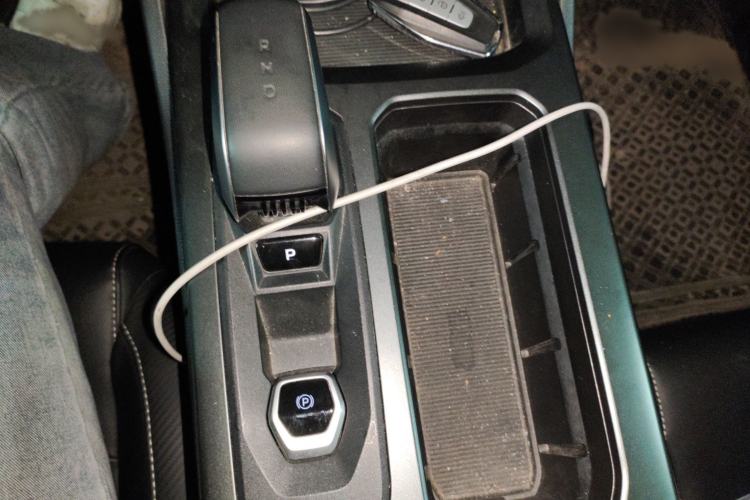 Used Radar King Kong 2025 430 km Two-Wheel Drive Long Bed – Lucky King Gear Lever