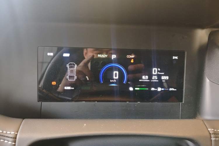 Used Radar King Kong 2025 EM-P Four-Wheel Drive Long-Box "Thousand-Mile Diamond" Instrument Cluster