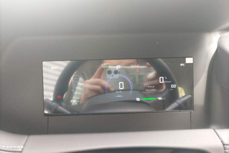 Used Radar King Kong 2025 460 km All-Wheel Drive Long-Box Version – Mighty King Kong Instrument Cluster