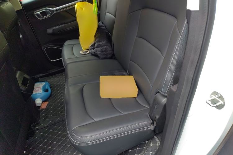 Used Radar King Kong 2025 430 km Two-Wheel Drive Standard Box – Lucky King Interior 4