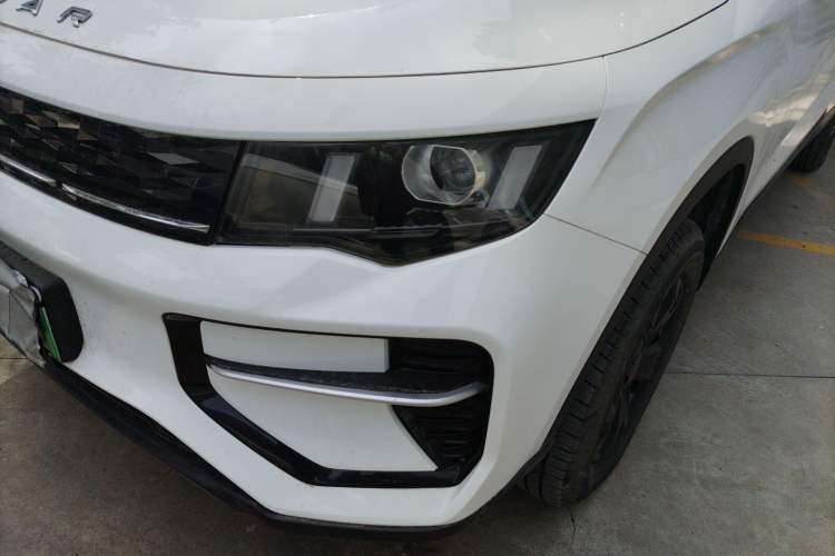 Used Radar King Kong 2025 460 km All-Wheel Drive Long-Box Version – Mighty King Kong Left Front Headlight
