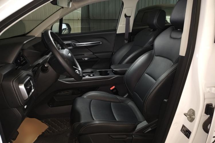 Used Radar King Kong 2025 EM-P Four-Wheel Drive Long-Box "Thousand-Mile Diamond" Left Front Seat