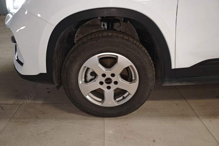 Used Radar King Kong 2025 EM-P Four-Wheel Drive Long-Box "Thousand-Mile Diamond" Left Front Wheel Hub