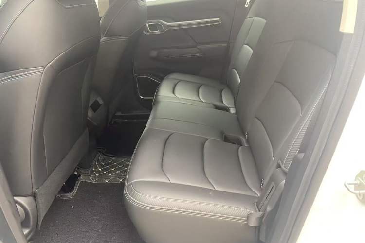 Used Radar King Kong 2025 460 km All-Wheel Drive Long-Box Version – Mighty King Kong Left Rear Seat