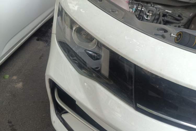 Used Radar King Kong 2025 430 km Two-Wheel Drive Standard Box – Lucky King Right Front Headlight