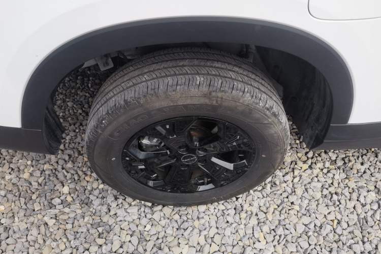 Used Radar King Kong 2025 430 km Two-Wheel Drive Standard Box – Lucky King Right Rear Wheel Hub