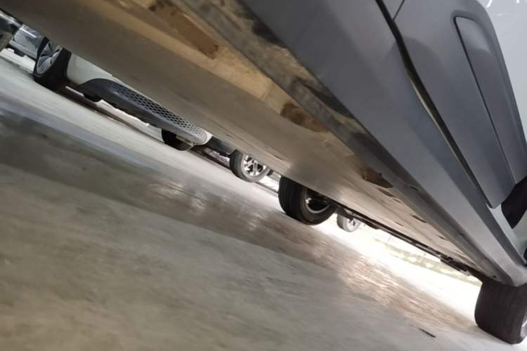 Used Radar King Kong 2025 460 km All-Wheel Drive Long-Box Version – Mighty King Kong Right Side Sill