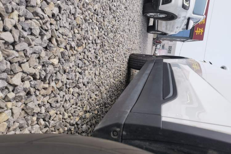 Used Radar King Kong 2025 430 km Two-Wheel Drive Standard Box – Lucky King Right Side Sill