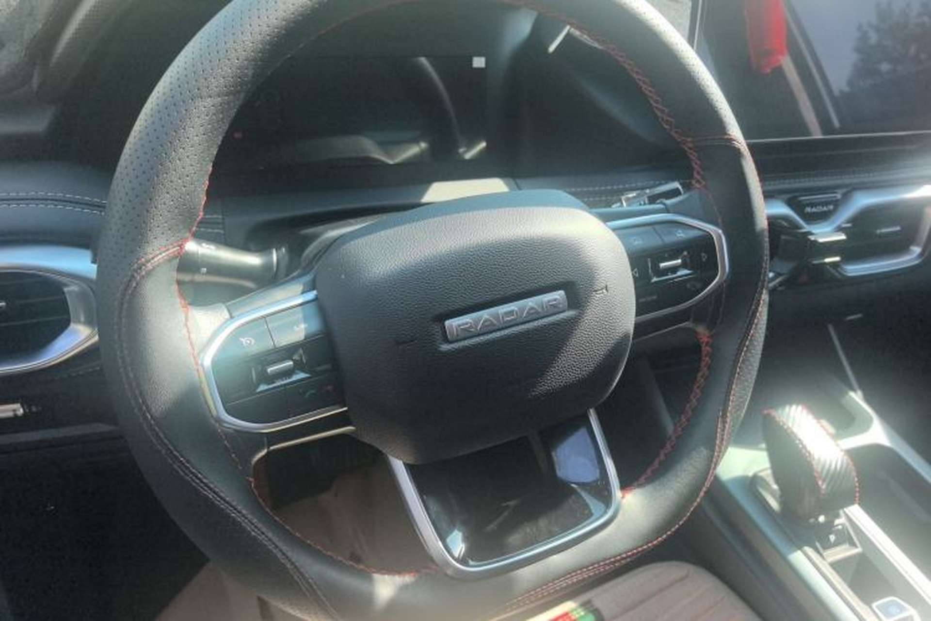 Used Radar King Kong 2025 460 km Four-Wheel Drive Standard Box – Da Li Jin Gang Steering Wheel