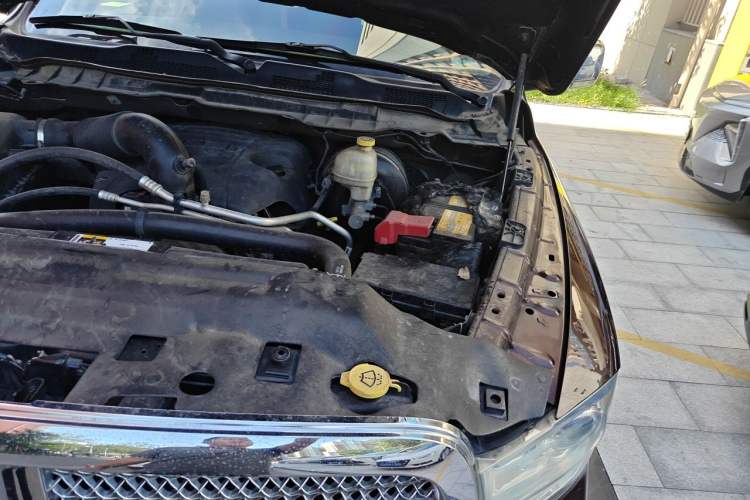Used RAM Trucks  Engine Bay Left