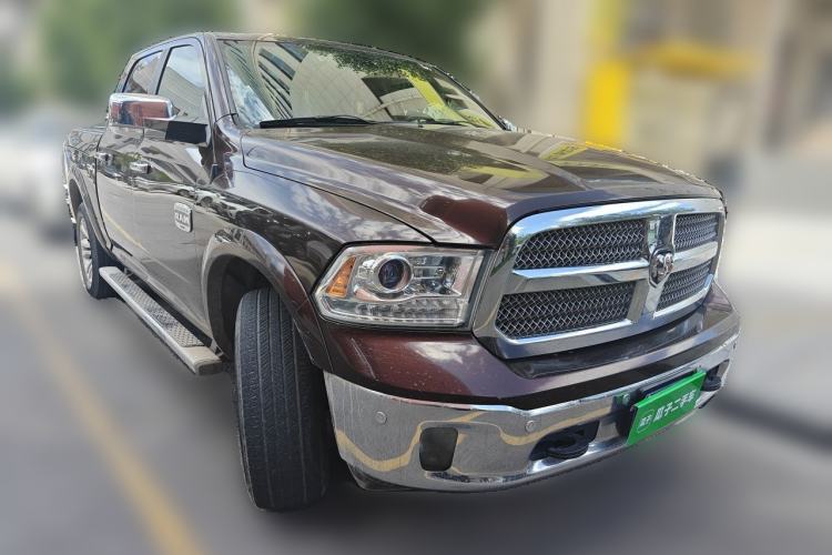 Used RAM Trucks  Front Right 45 Deg