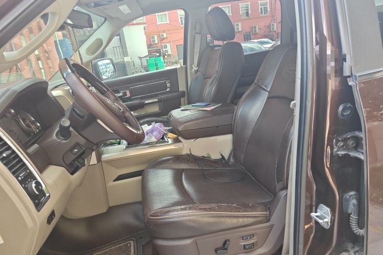 Used RAM Trucks  Left Front Seat