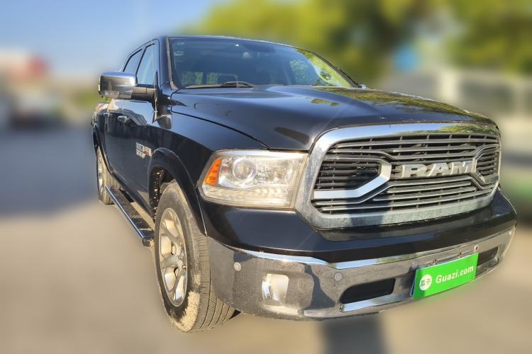 Used RAM Trucks  Front Right 45 Deg
