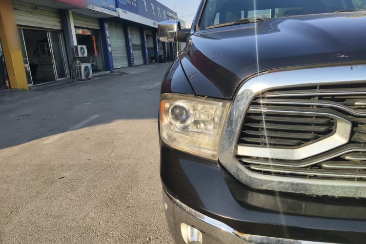 Used RAM Trucks  Right Front Headlight