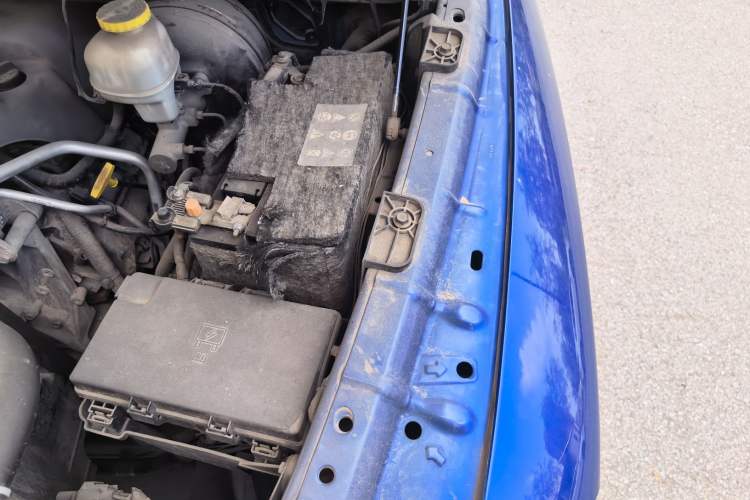 Used RAM Trucks  Engine Bay Left