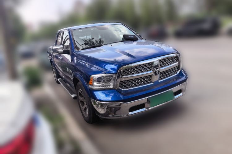 Used RAM Trucks  Front Right 45 Deg