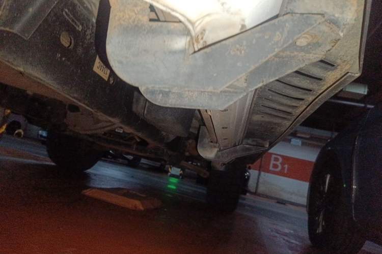Used RAM Trucks  Chassis Rear Right