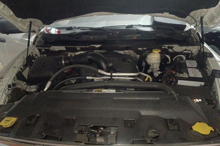Used RAM Trucks  Engine Bay