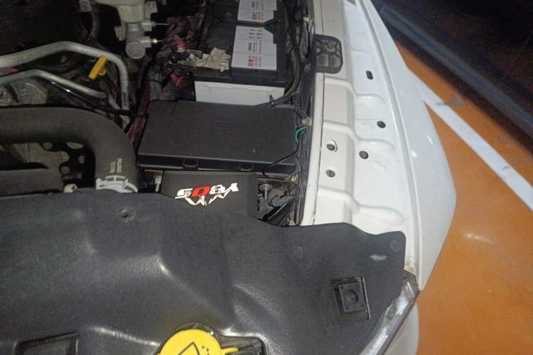 Used RAM Trucks  Engine Bay Left