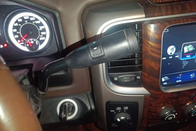 Used RAM Trucks  Gear Lever
