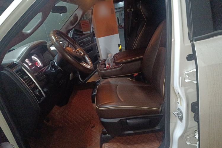 Used RAM Trucks  Left Front Seat