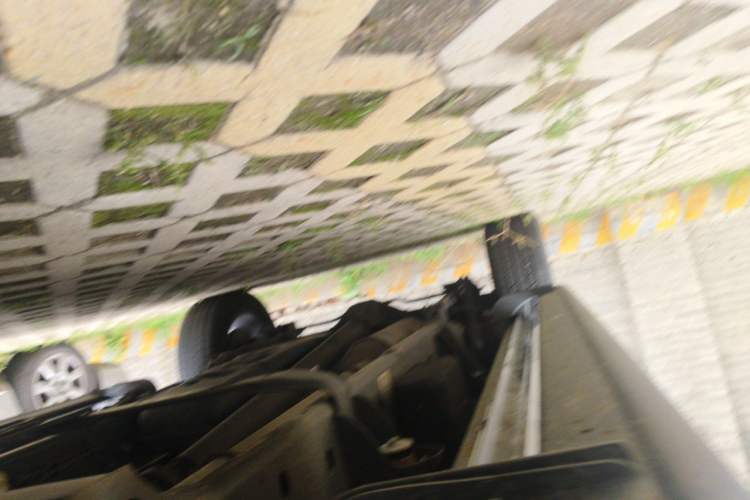 Used RAM Trucks  Chassis Front Right