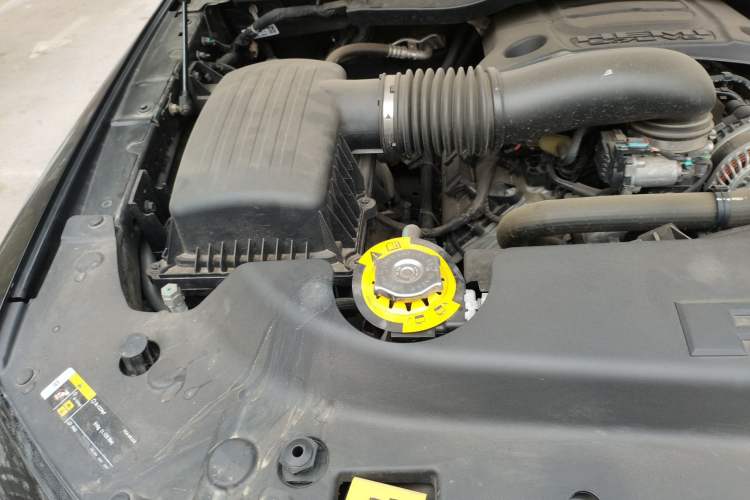 Used RAM Trucks  Engine Bay Right