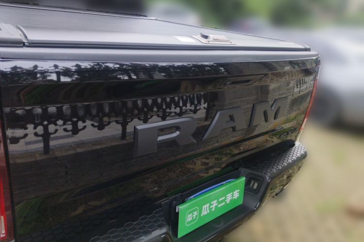 Used RAM Trucks  Trunk