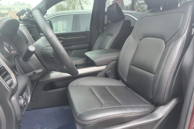 Used RAM Trucks  Left Front Seat