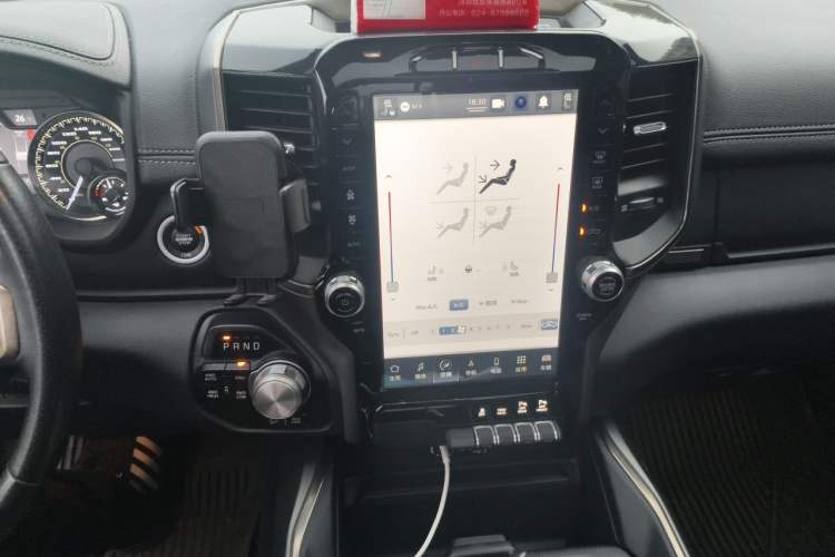 Used RAM Trucks  Audio And AC Panel