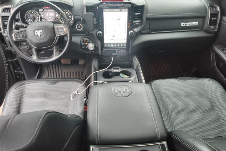 Used RAM Trucks  Center Console