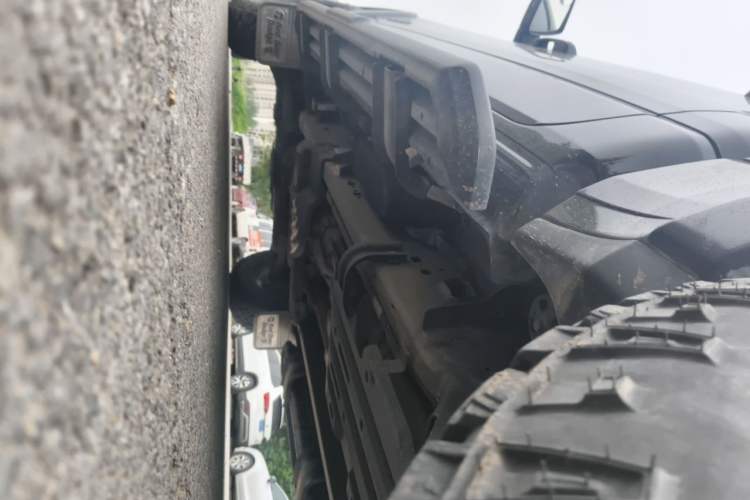Used RAM Trucks  Chassis Rear Left
