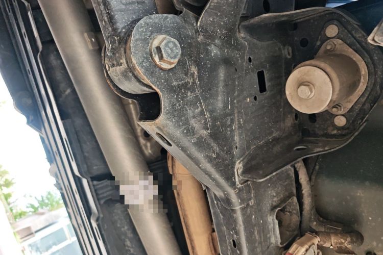 Used RAM Trucks  Chassis Rear Right