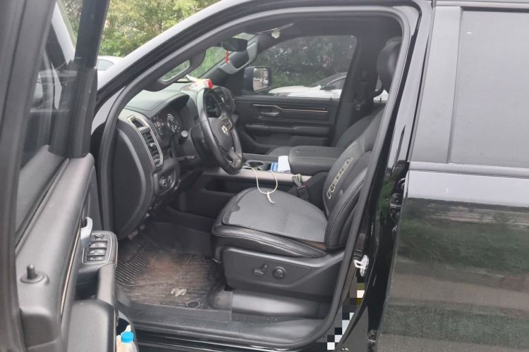 Used RAM Trucks  Driver Seat