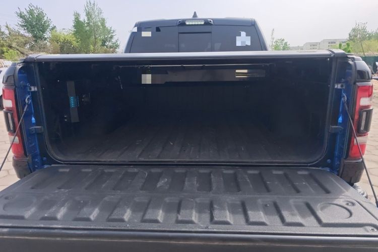 Used RAM Trucks  Trunk