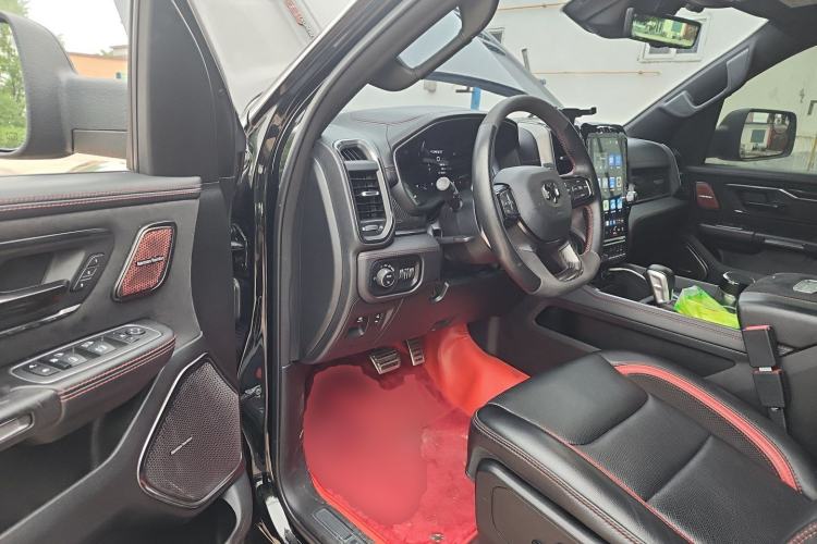 Used RAM Trucks  Driver Seat