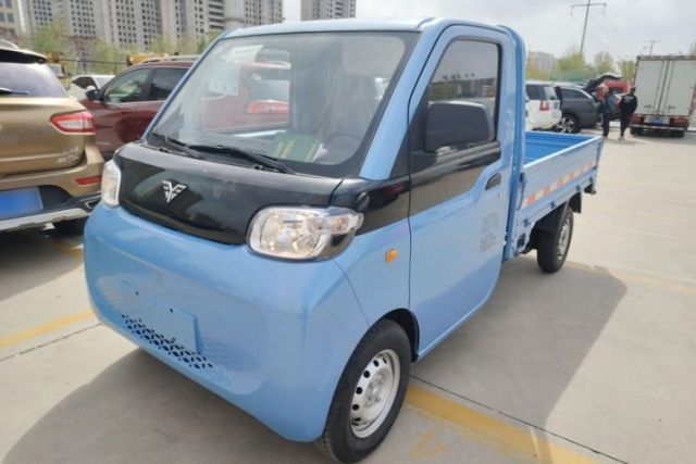 Used REACH MINI Truck 2023 140km Long Wheelbase Flatbed Entry-Level Trim