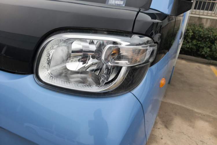 Used REACH MINI Truck 2023 140km Long Wheelbase Van Ambition Version Left Front Headlight