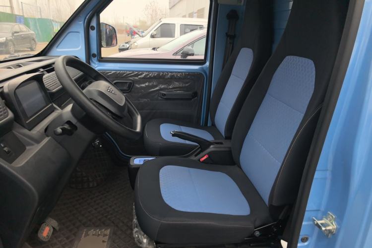 Used REACH MINI Truck 2023 140km Long Wheelbase Van Ambition Version Left Rear Seat