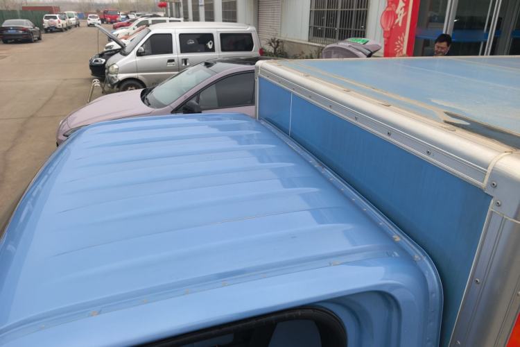 Used REACH MINI Truck 2023 140km Long Wheelbase Van Ambition Version Roof