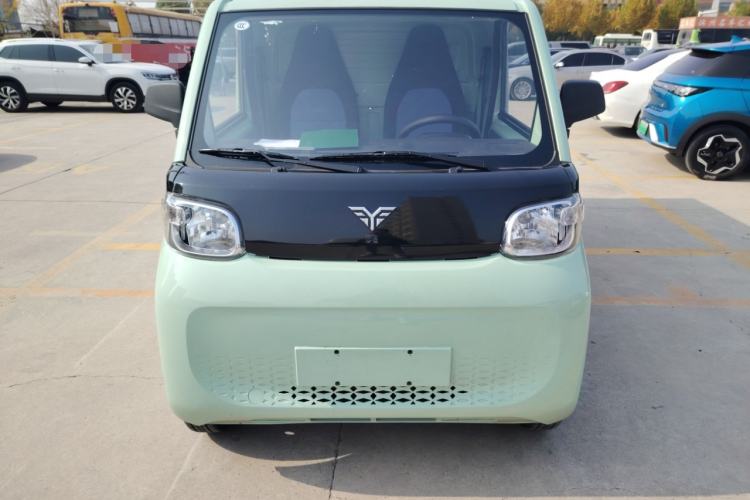 Used REACH MINI Truck 2023 120km Long Wheelbase Van-Type Striving Edition Engine Bay