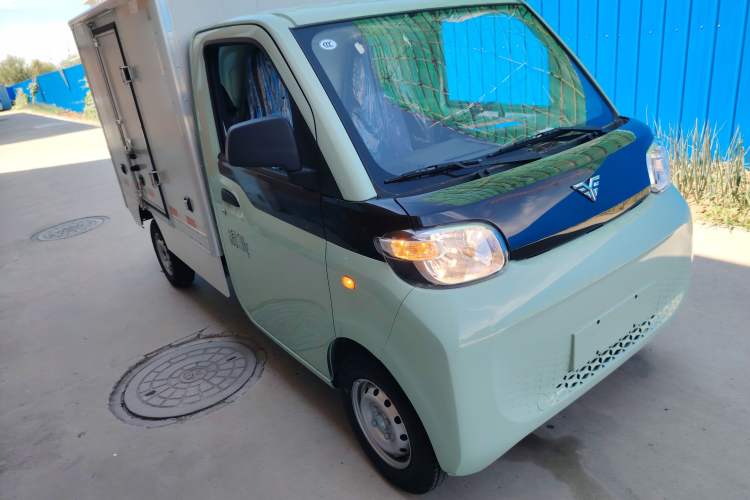 Used REACH MINI Truck 2023 140km Long Wheelbase Van Ambition Version Exterior 2