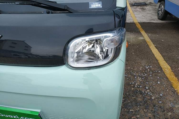 Used REACH MINI Truck 2023 120km Long Wheelbase Flatbed Striving Type Left Front Headlight
