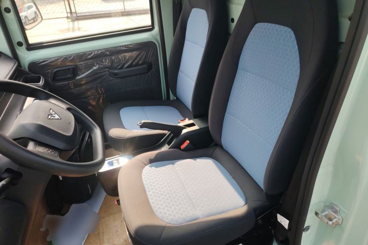 Used REACH MINI Truck 2023 120km Long Wheelbase Van-Type Striving Edition Left Front Seat
