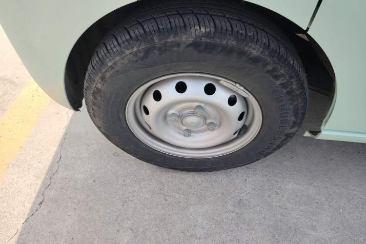Used REACH MINI Truck 2023 120km Long Wheelbase Van-Type Striving Edition Left Front Wheel Hub