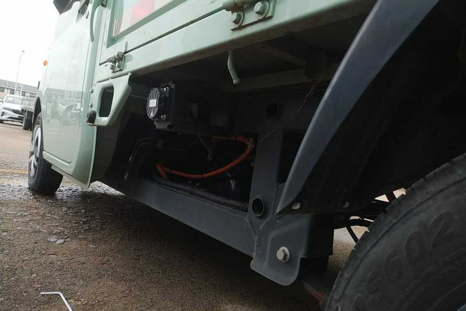 Used REACH MINI Truck 2023 120km Long Wheelbase Flatbed Striving Type Left Side Sill